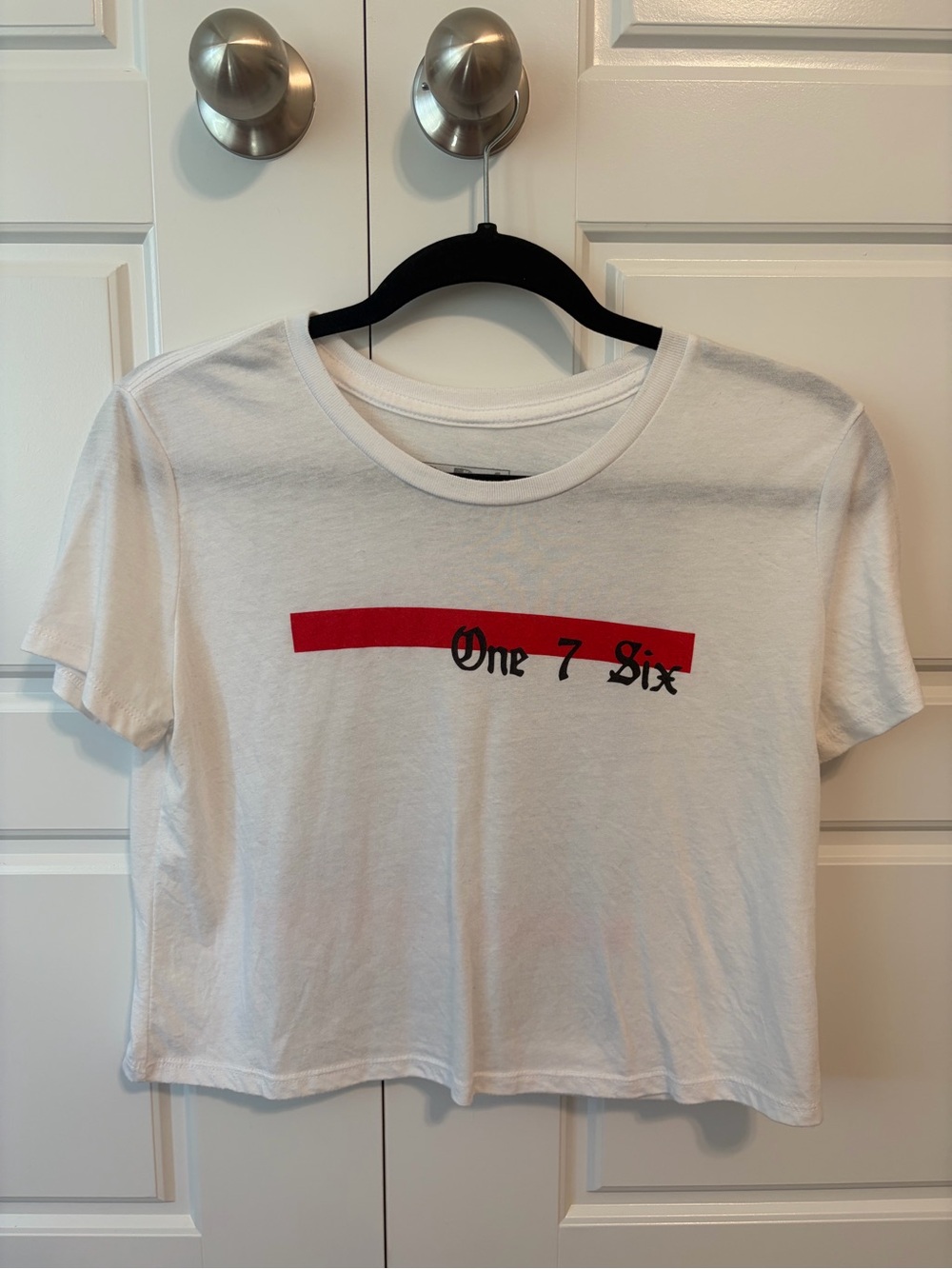One 7 Six Women’s Crop Top